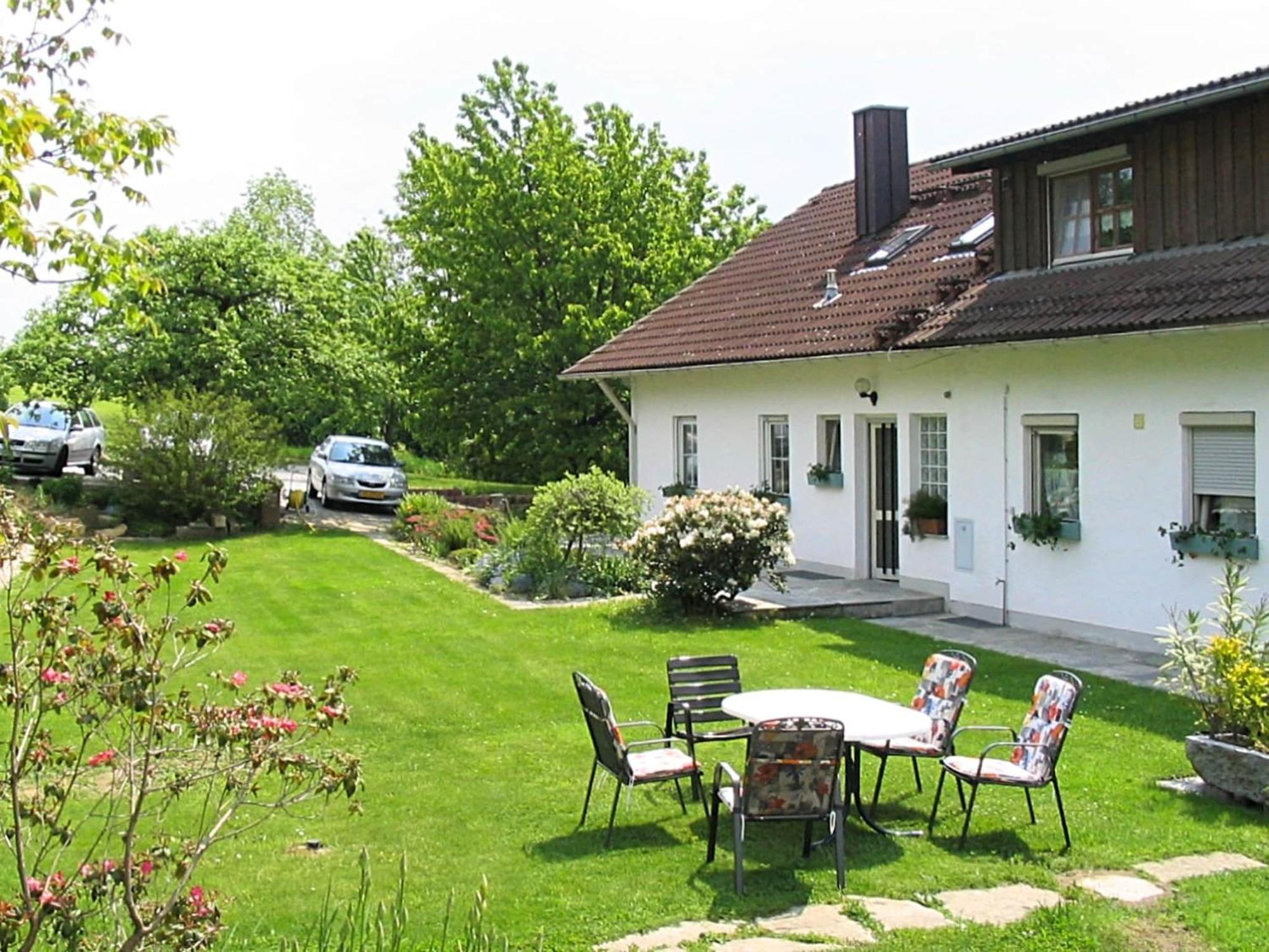 Welcoming Chalet Near Forest In Röhrnbach Eksteriør billede